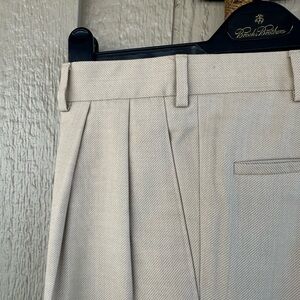 SAMUELSOHN Men’s All Wool Custom Made Tan Twill Pleated Dress Pants - Sz 34/30